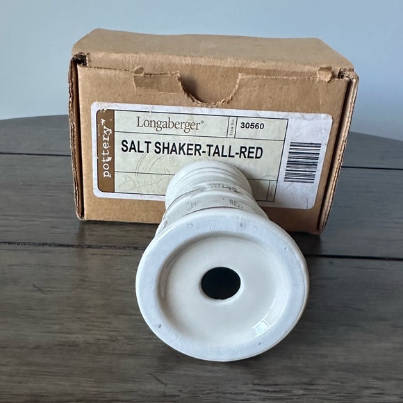 Longaberger Red and White Salt Shaker - Picture 4 of 6